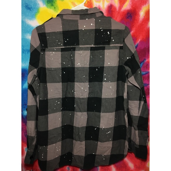 Thread & supply, Button up 👔 - Picture 2 of 2